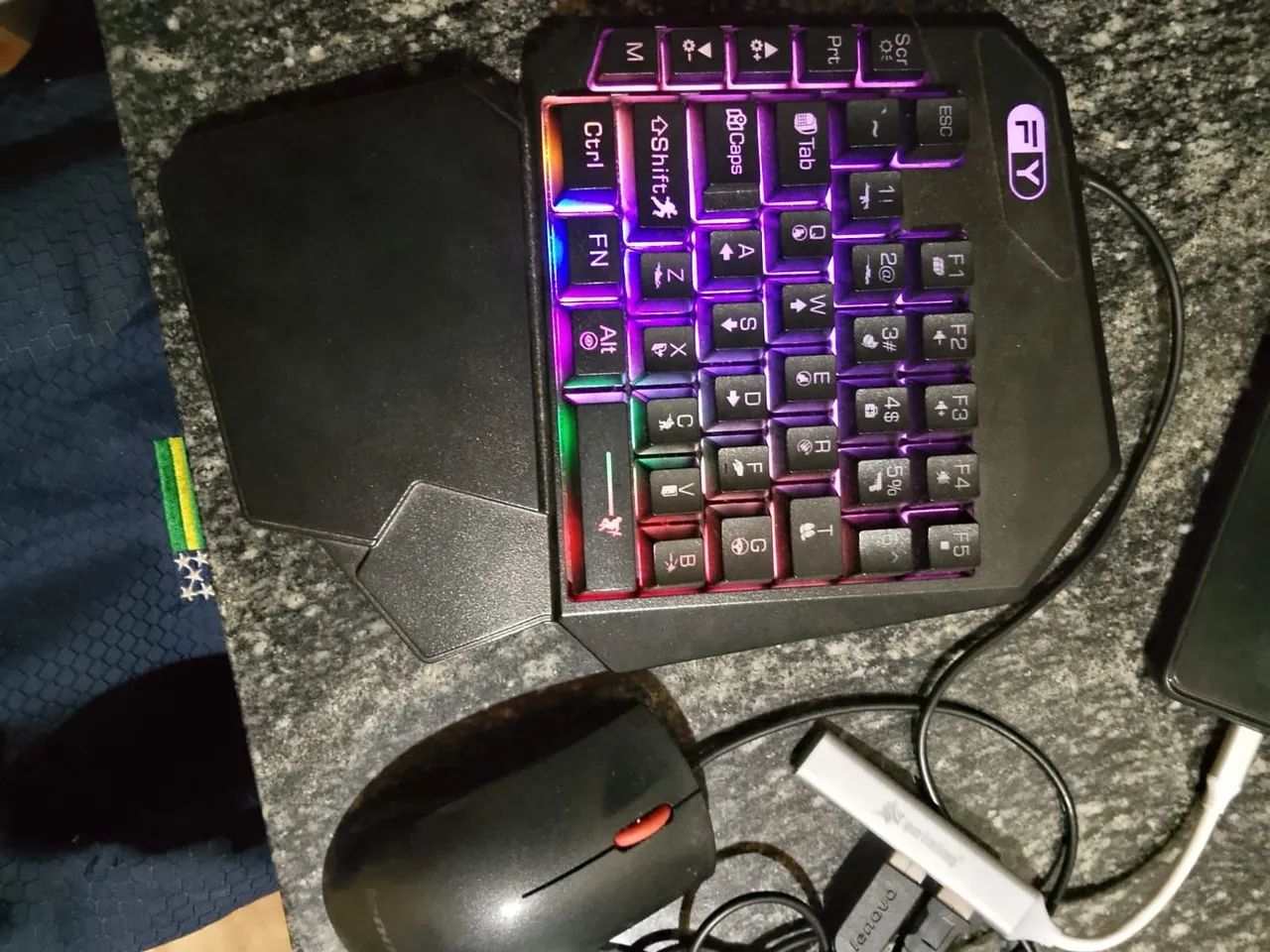 Mini teclado semi mecânico gamer marca fy original com led - Foto 2