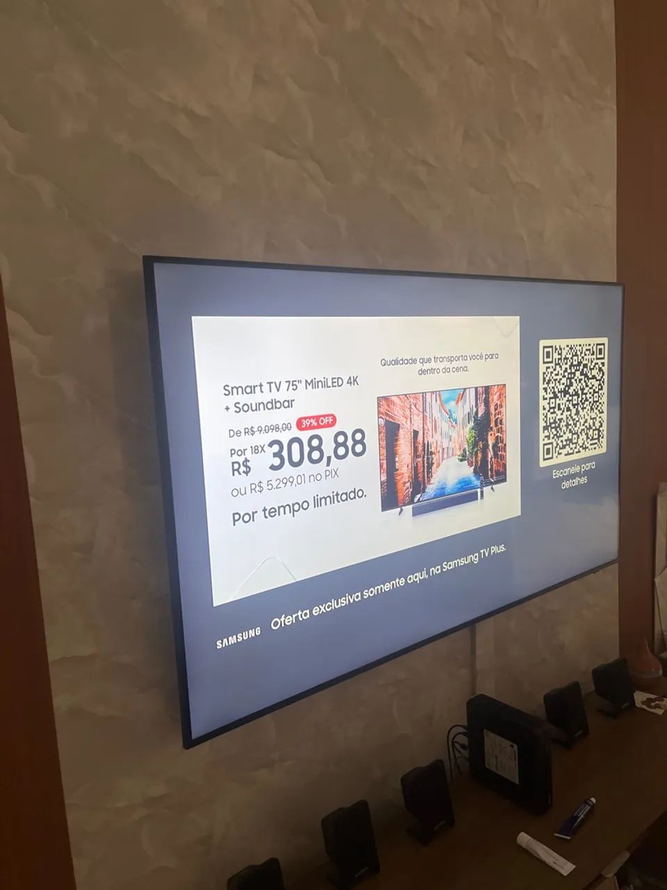 Vendo Televisão Samsung 65 Polegadas  - Foto 4