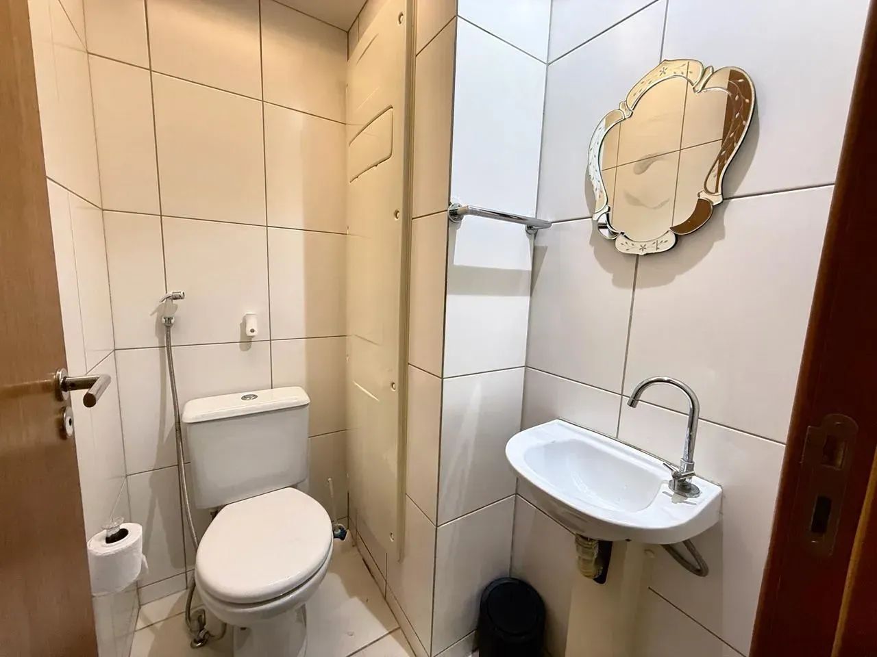 LD Alugo Sala Comercial mobiliada no Marco na Barão no Ed. Infinity Corporate - Foto 5