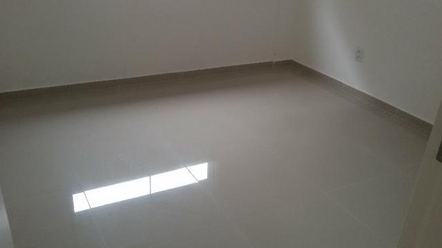 Prédio com elevador aptos 2 quarto, pronto para morar, fica na avenida com acesso a pra - Foto 11