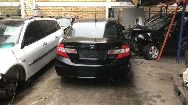 Motor Civic 2014