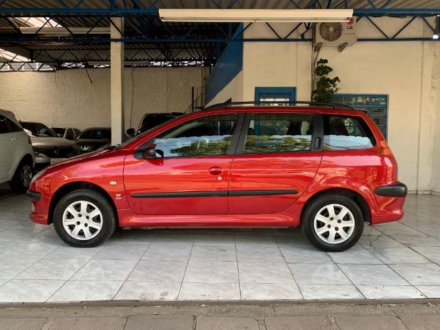 Peugeot 206 SW 1.4 presence 2008, Impecável + 4 pneus novos - Foto 4