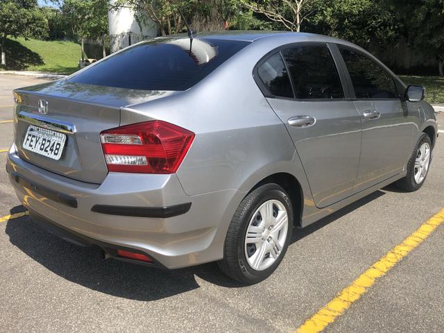 Honda City DX 1.5 cambio mecânico - 69.000 kM - Único Dono - 2013 - Foto 6