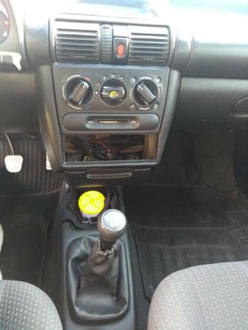 Corsa Hatch - Foto 7