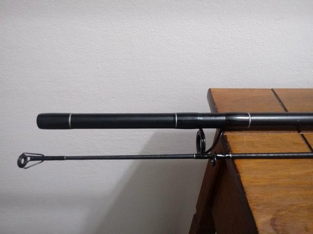 Vara de pesca em carbono - Foto 2