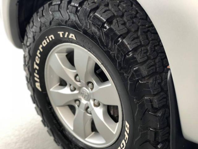 Toyota Hilux 3.0 CD SR 4x4 AT - Foto 18
