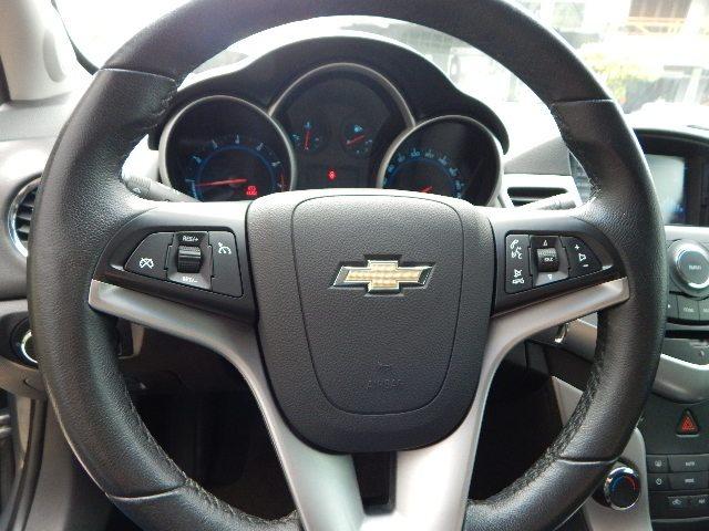 Cruze Sedan LT 1.8 Bancos em Couro/Multimidia Caska - Foto 16