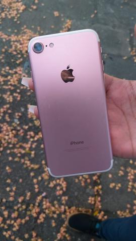 IPhone 7 R$1200