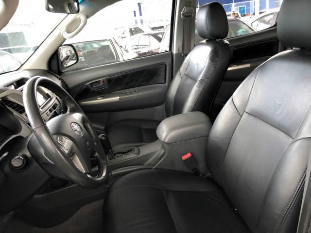 Toyota Hilux 3.0 CD SR 4x4 AT - Foto 12