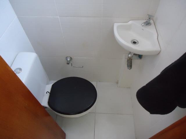 Excelente casa triplex com piscina - Foto 19