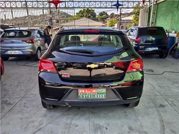 Chevrolet Onix 1.0 mpfi lt 8v flex 4p manual - Foto 6