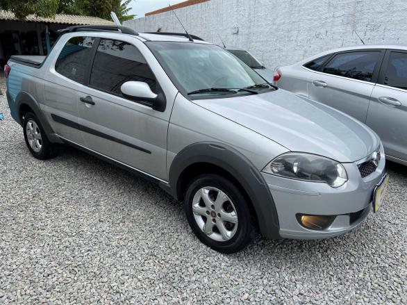 Strada 2014 1.6 trekking cd 3 portas, completona, bastante conservado!