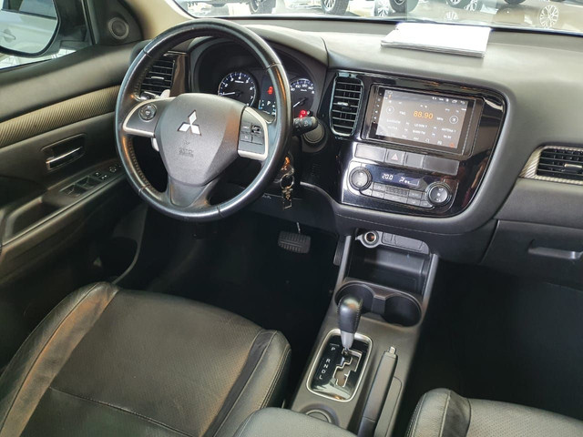 OUTLANDER 2.0 160CV AUTOMÁTICA 2015 - Foto 15