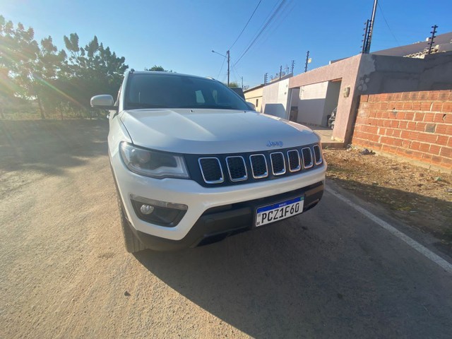 JEEP COMPASS 2018 LONGITUDE