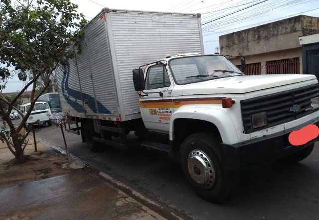 CAMINHÃO CHEVROLET D12000 CUSTON