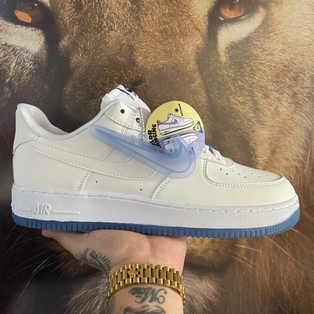 tenis air force 1 que muda de cor