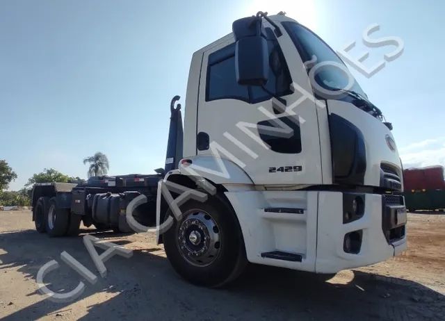 Ford Cargo 2429 Ano 2013 Roll On Grimaldi Gr 25 - Foto 7