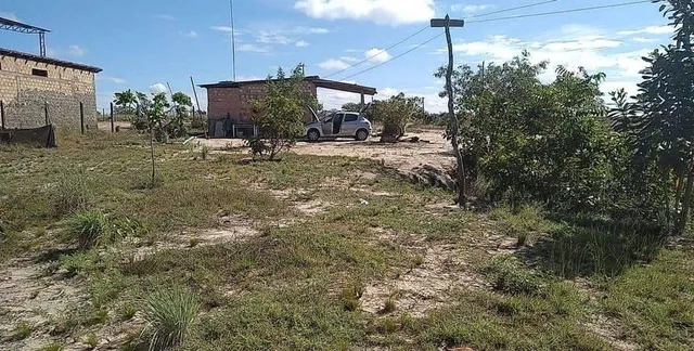Sítio no Au-Au metade do preço