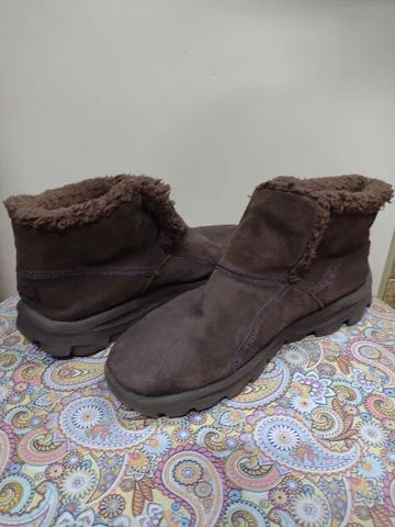 Bota Skechers forrada n.38 estado de nova