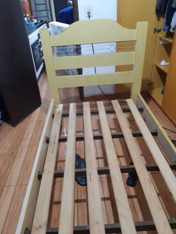 cama de madeira maciça 