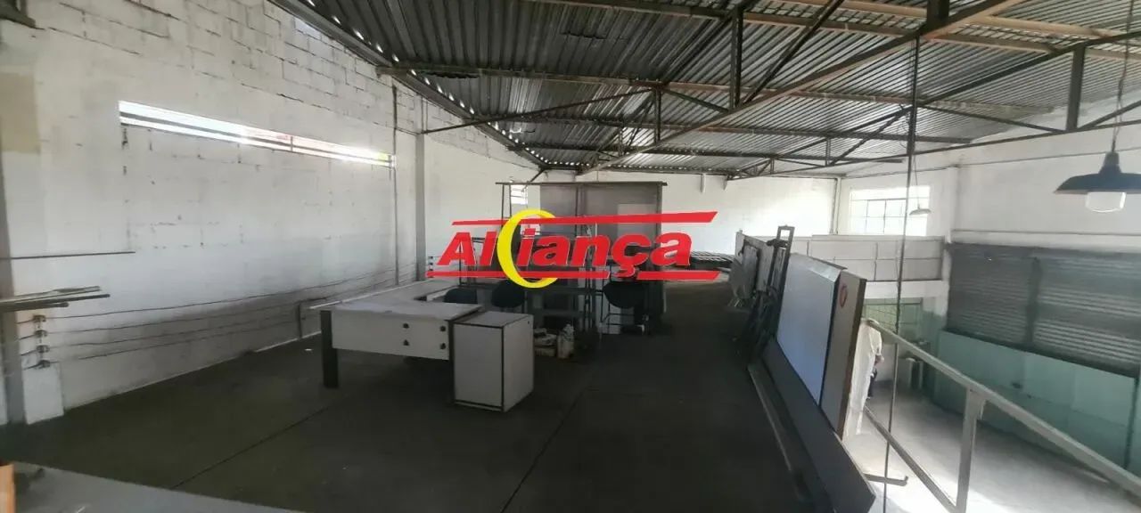 Galpão Comercial para alugar, 307m²- Vila Paraíso - próximo a Via Dutra - Guarulhos - R$ 7 - Foto 11