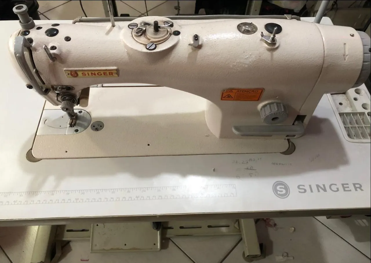 Máquina de costura reta industrial directdrive