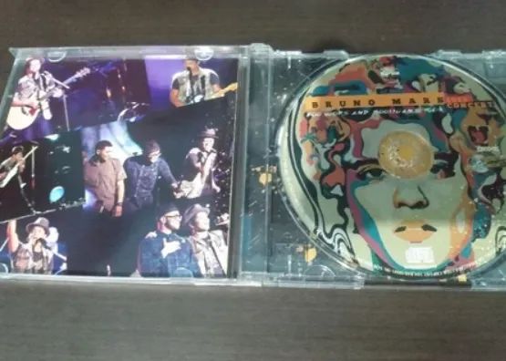CD Bruno Mars Ao Vivo no Brasil - Foto 3