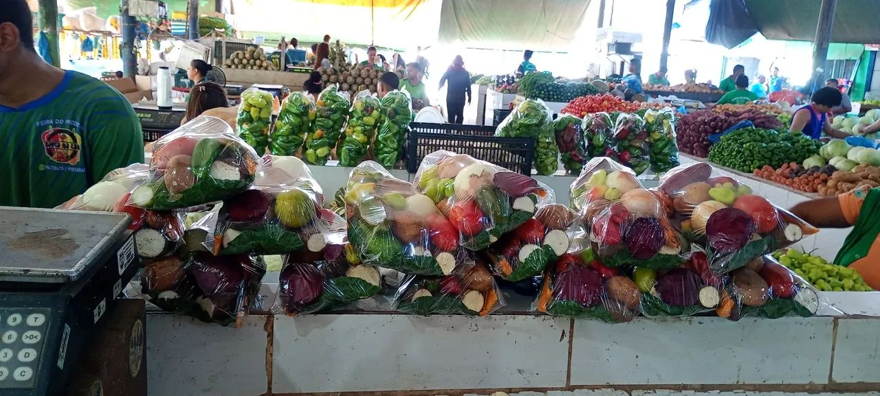 Macaxeira fresquinha ..sacolão...cara roxo  - Foto 2