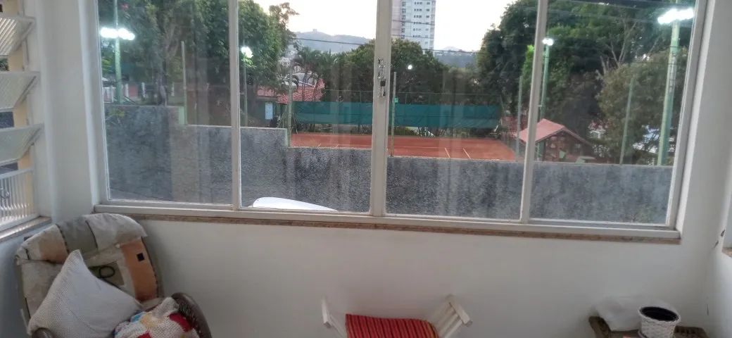 C188 - Casa com quatro dormitórios sendo dois suítes. - Foto 2