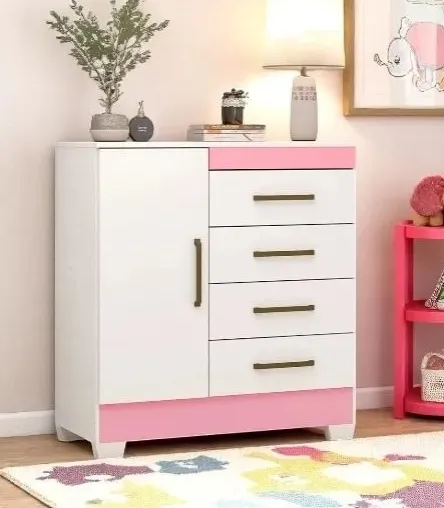 Cômoda branca/rosa (flex) com 4 gav e 1 pta gett moveis 