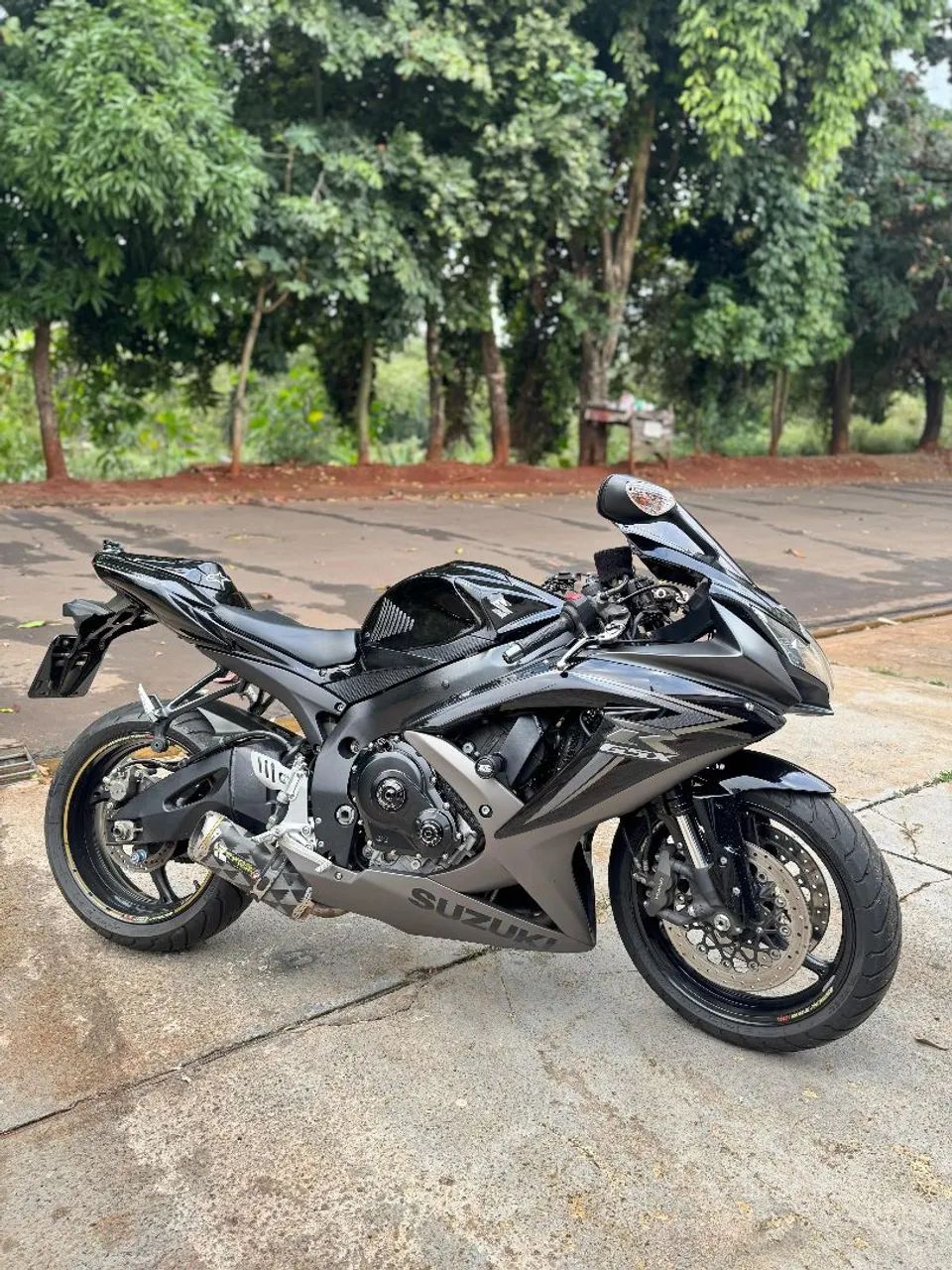 Vende-se gsxr 750cc