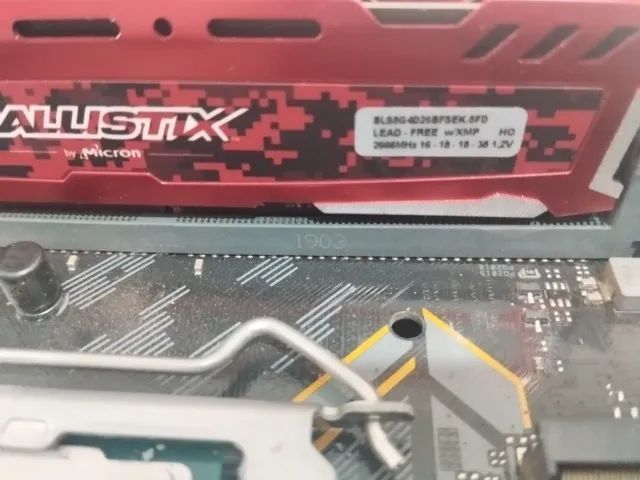 KIT Placa Mãe + Processador+ Memorias64168564289537122