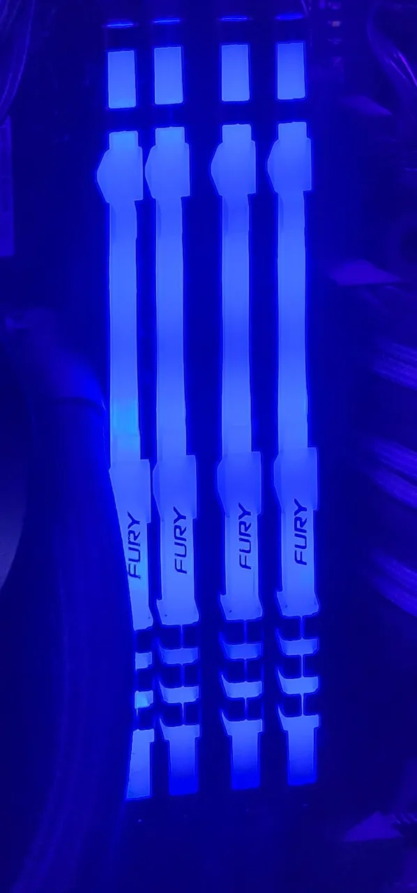 Memória RAM Kingston FURY RGB 16GB 2x8 DDR4 3200mhz