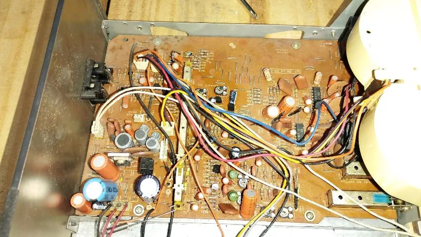 Chassi com Placa, Fonte e VUs do Tape Deck Polyvox CP-650D - Foto 4