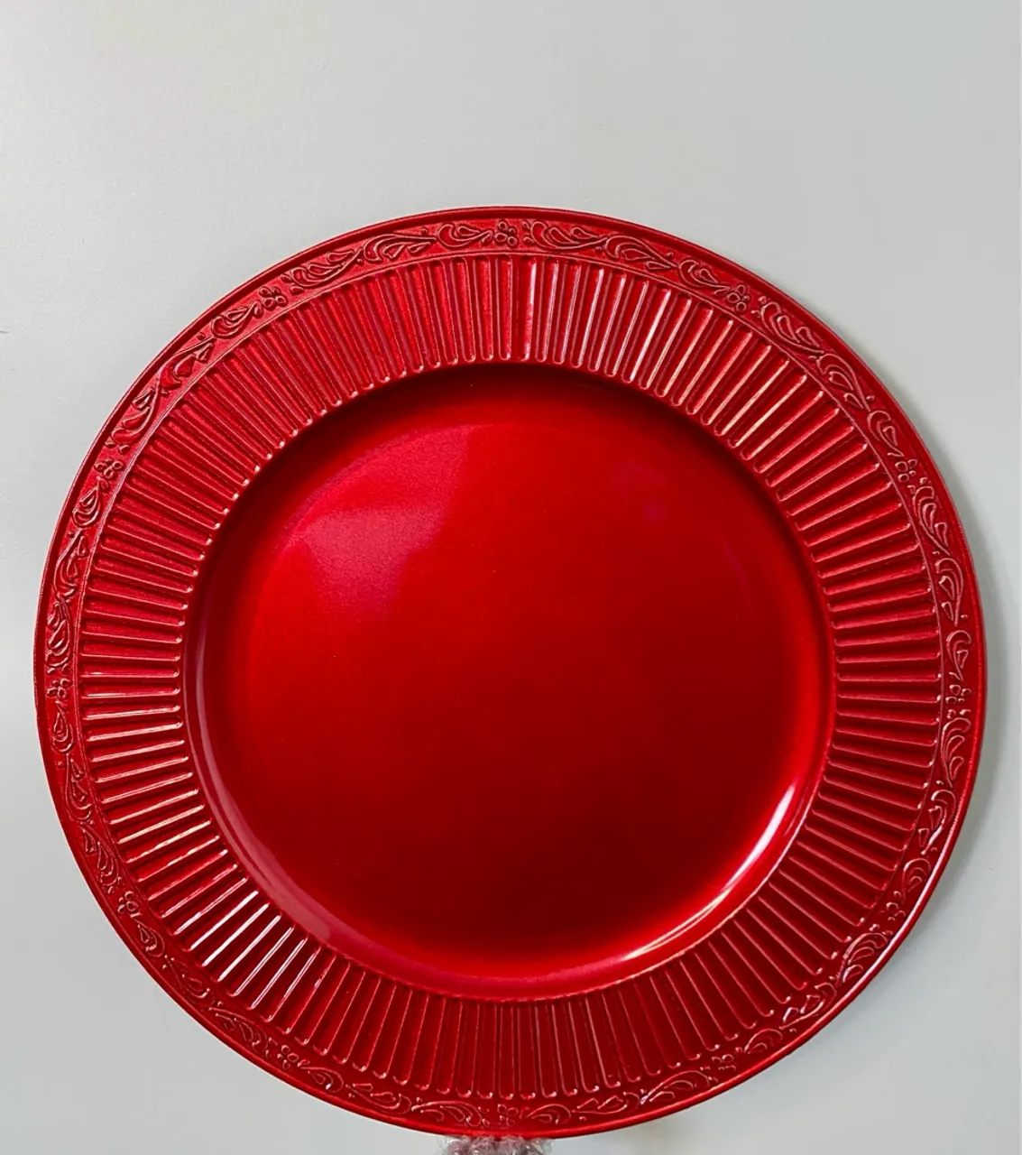 16 Sousplat em polipropileno 33 cm Vermelho