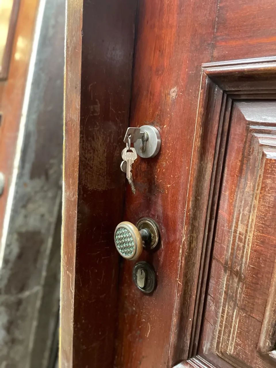 Porta de Madeira Maciça Blindada - 1,00 x 2,15  - Foto 5