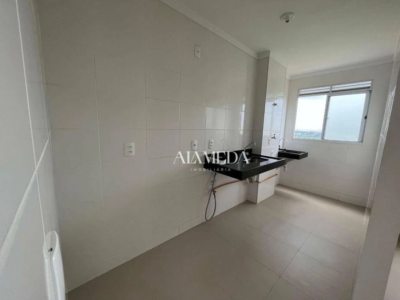 Apartamento com 2 Quartos Sacada com Churrasqueira ao lado da UTFPR para alugar, 52 m² por - Foto 5