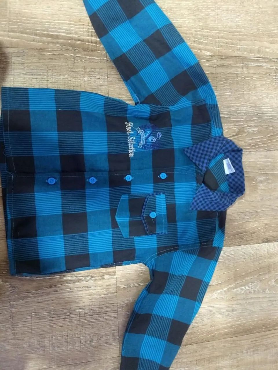 Camisa infantil xadrez tamanho P - Foto 3