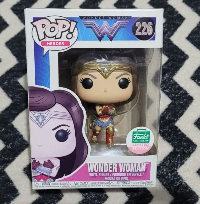 Funko Pop! Wonder Woman #226  Pop! Heroes.