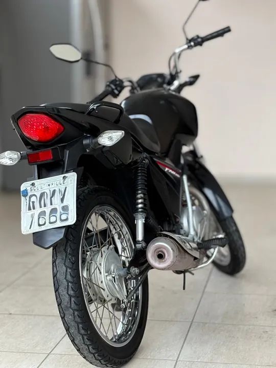 Honda CG 125 Fan - 2016 - Preta - Foto 2
