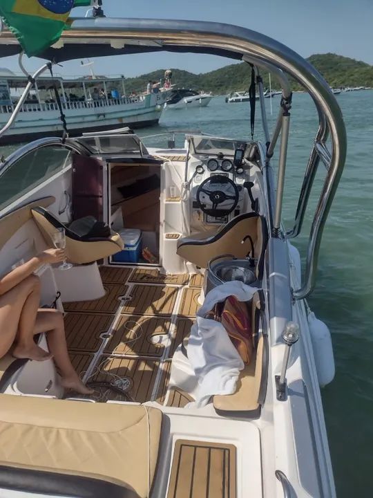 Lacha Focker 215 estendida para 25 Pés Aceito Troca - Foto 7