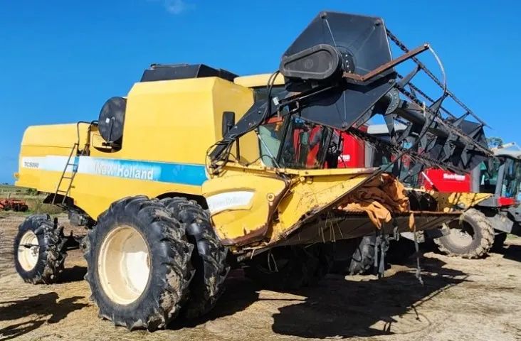 Colheitadeira New Holland TC5090 - Foto 3