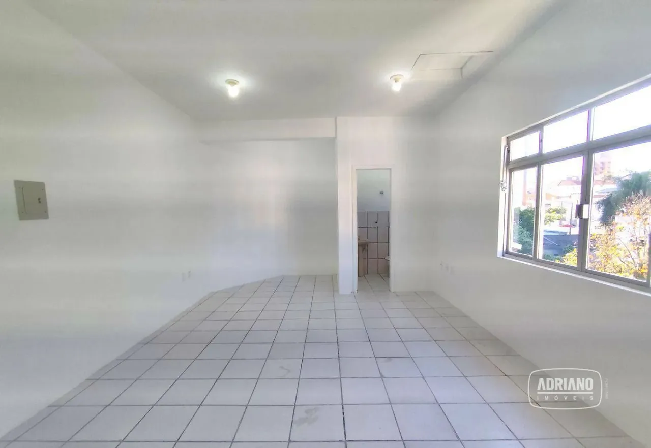 Sala para alugar, 35 m² por R$ 1.169,17/mês - Barreiros - São José/SC