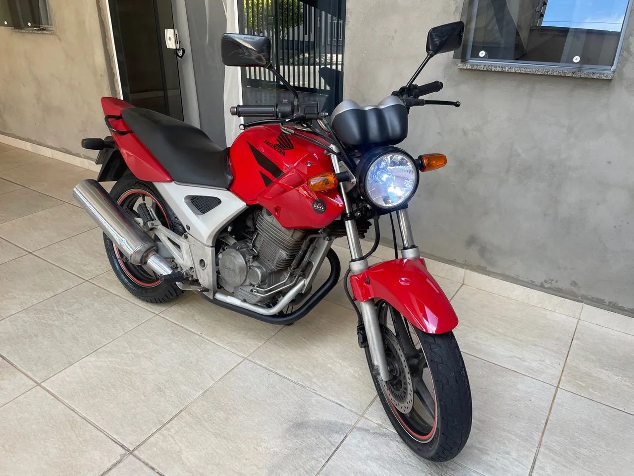 Honda CBX 250 Twister - Foto 2