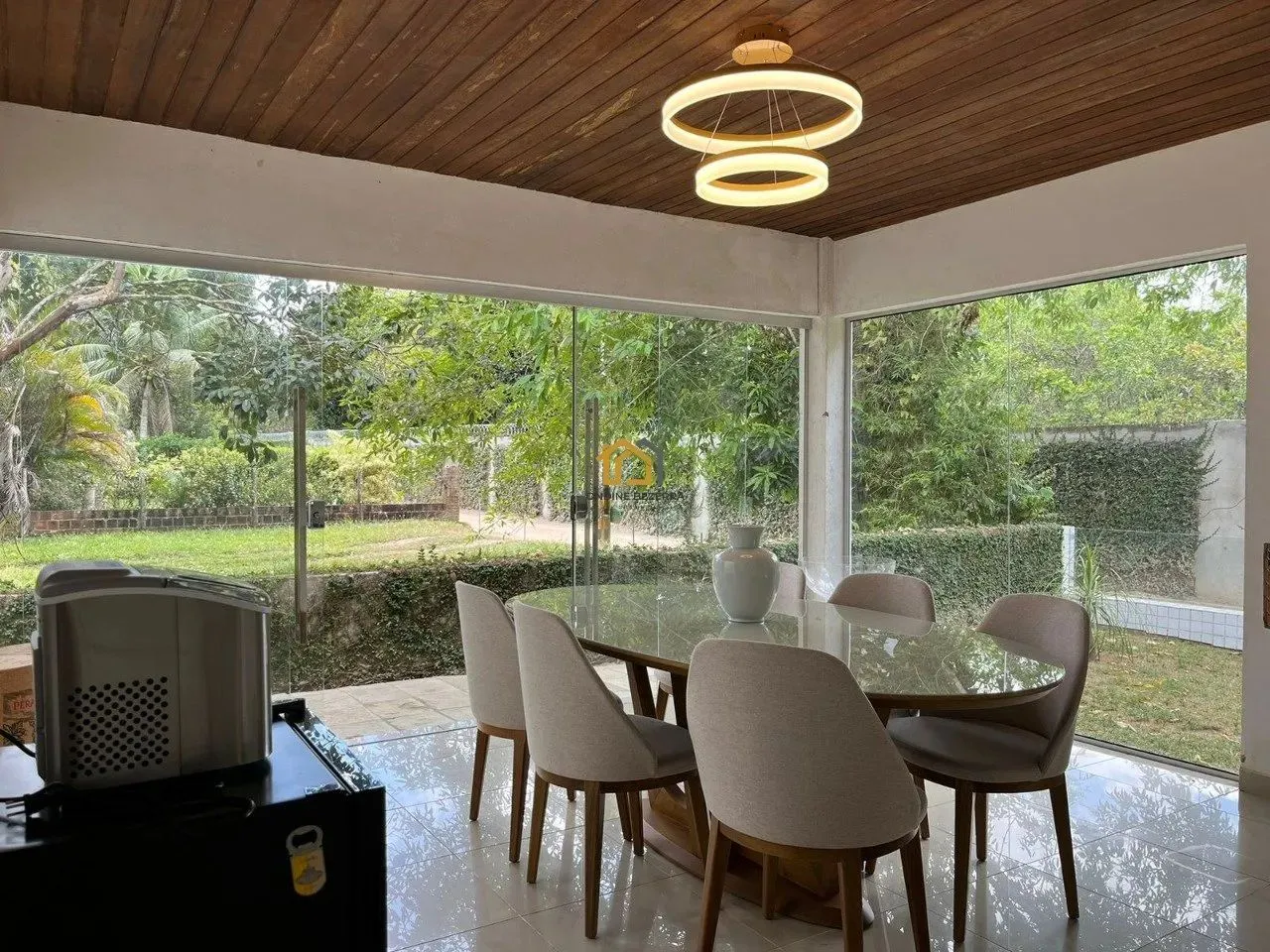 Vendo casa térrea, no Condomínio Santa Maria, em Aldeia, com 4 suítes (a master com closet
