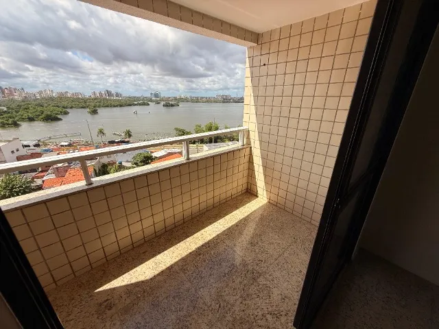 Alugo apartamento na ponta da Areia