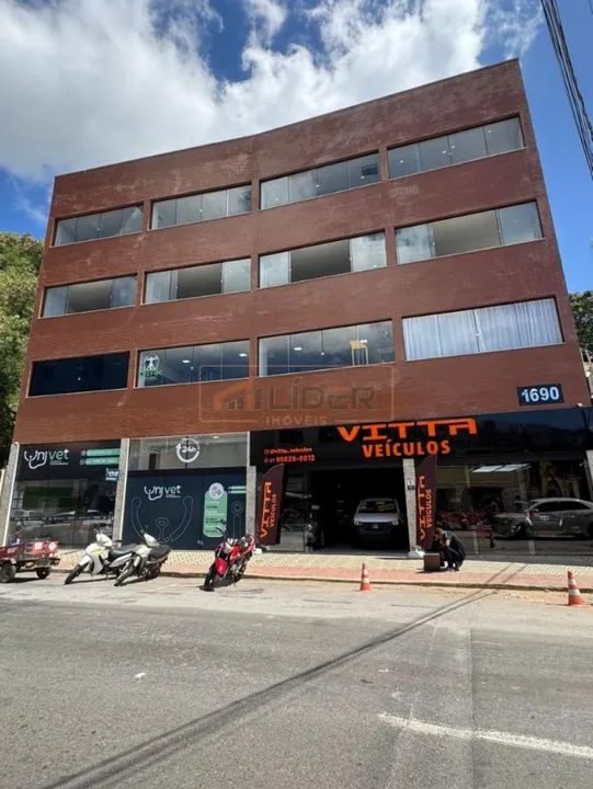 Salas Comerciais em São Silvano para Locação