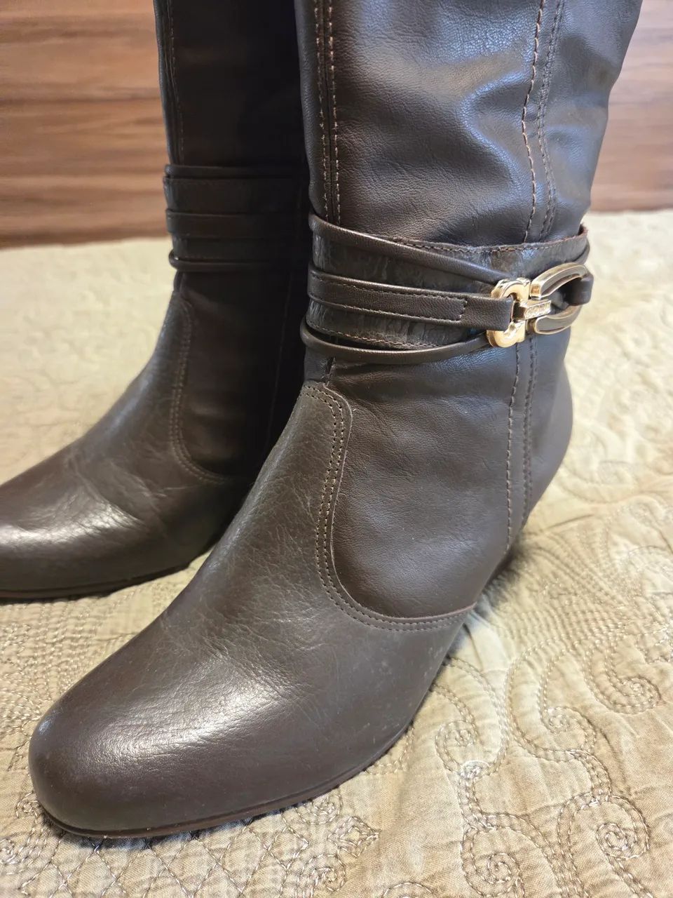 Botas Femininas Cano Alto - Marrom - Foto 3