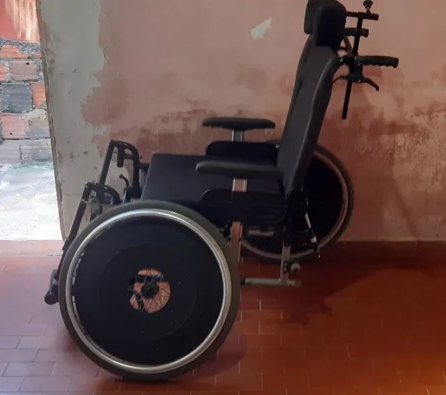 Cadeira de Rodas Ortobras Reclinável - Foto 2