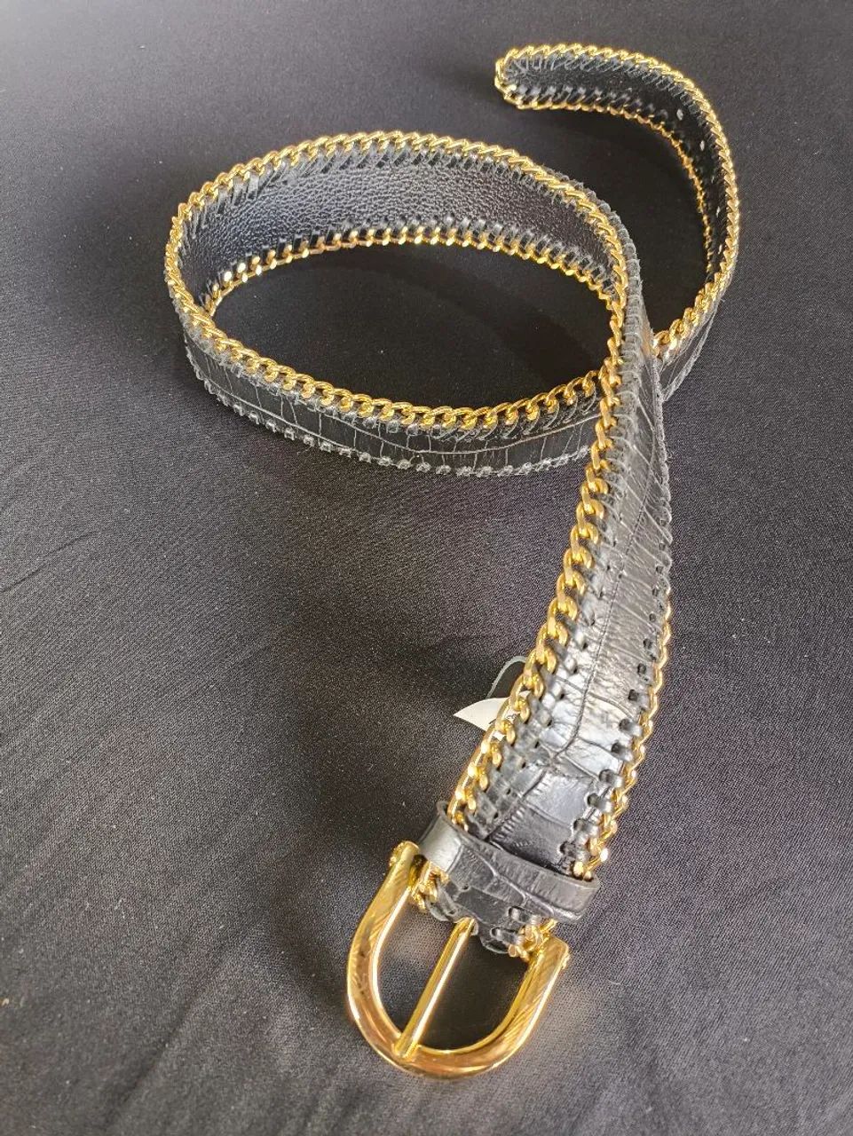 Cinto ( NYBD) preto e dourado feminino 